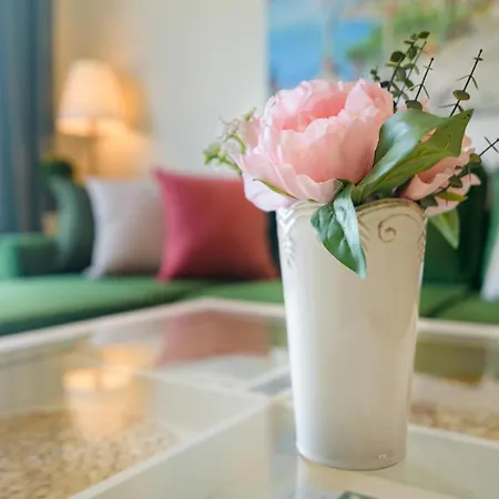 A'more Apartment *